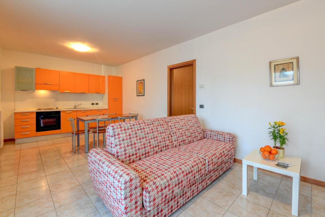 Residence Meridiana Пескьера-дель-Гарда Экстерьер фото