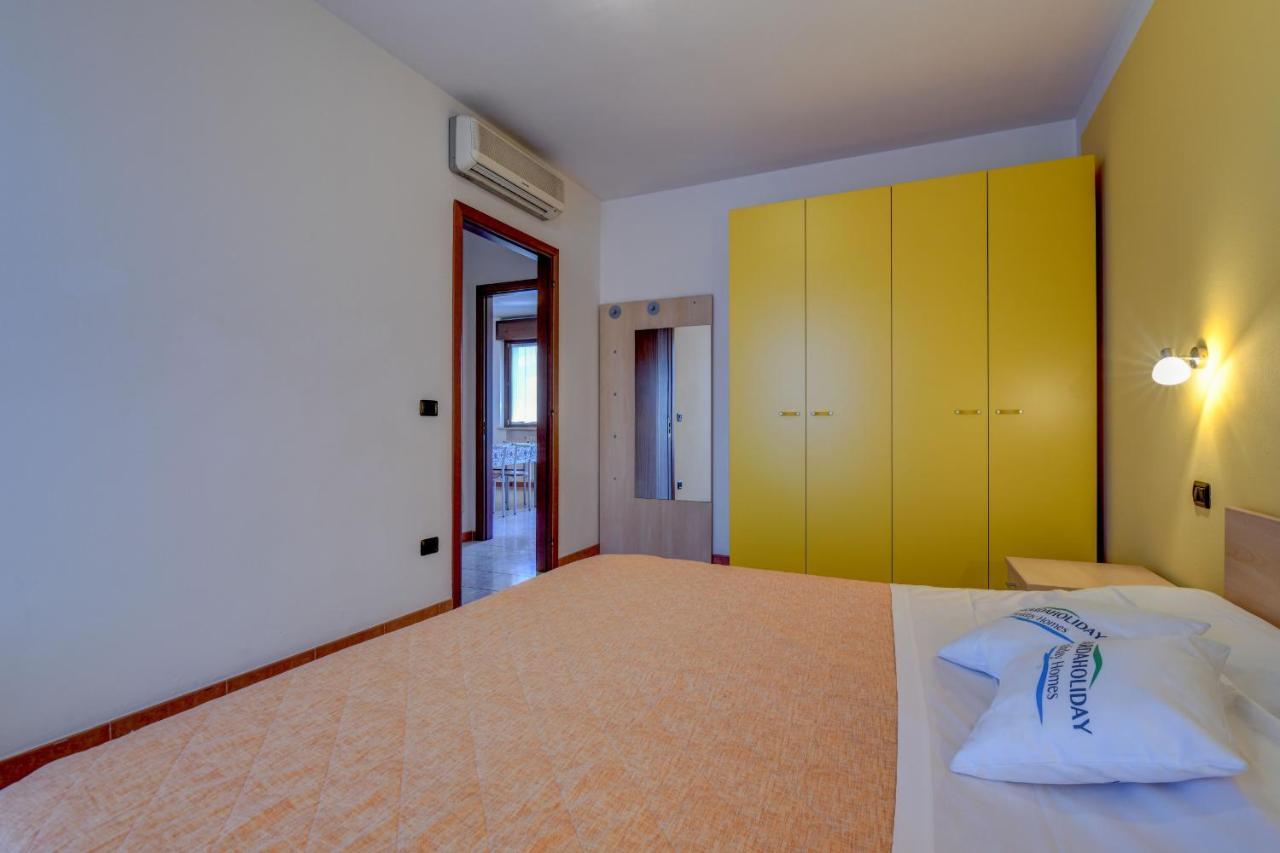 Residence Meridiana Пескьера-дель-Гарда Экстерьер фото