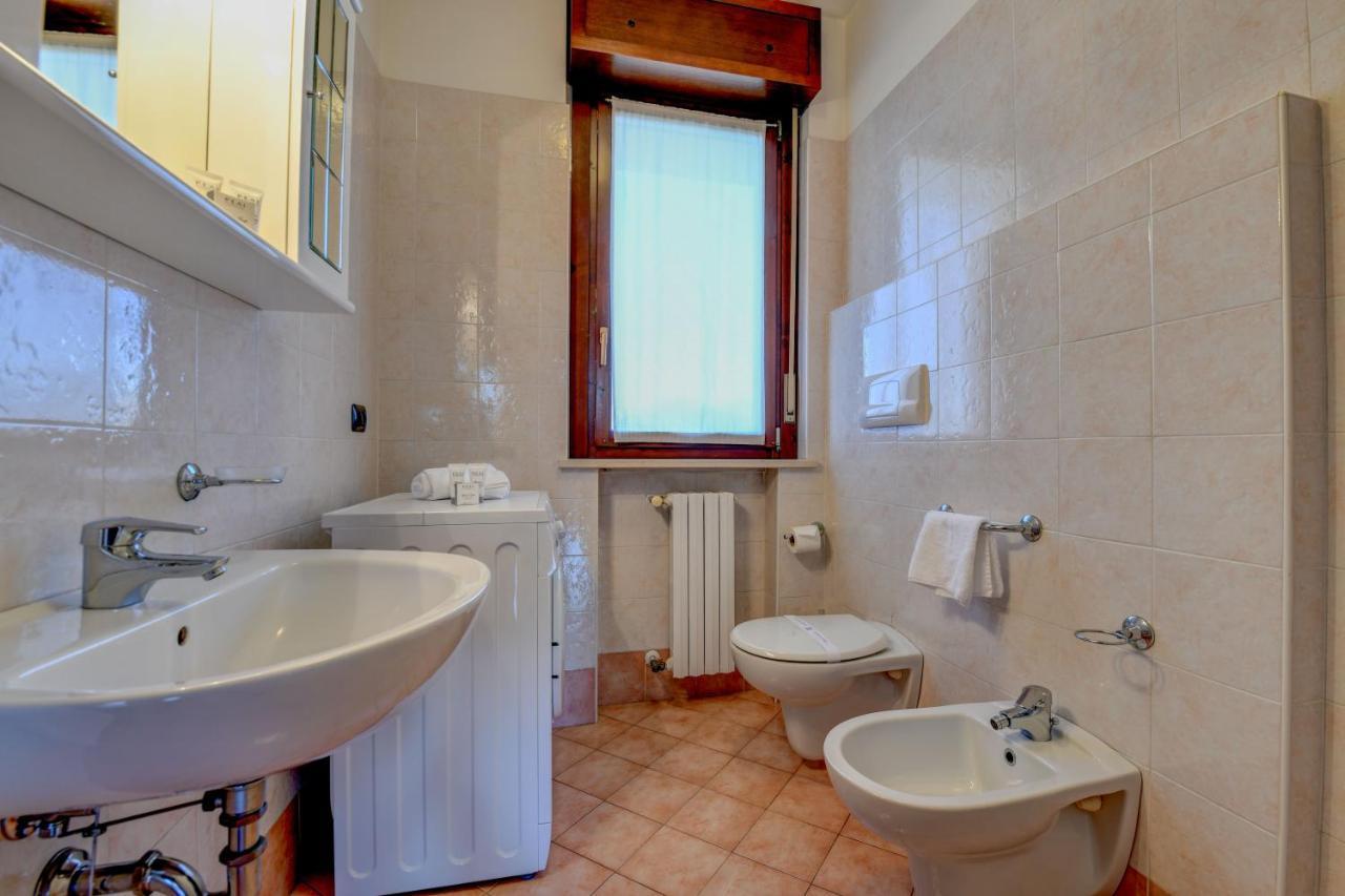 Residence Meridiana Пескьера-дель-Гарда Экстерьер фото